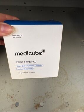 Medicube Zero Pore Pad